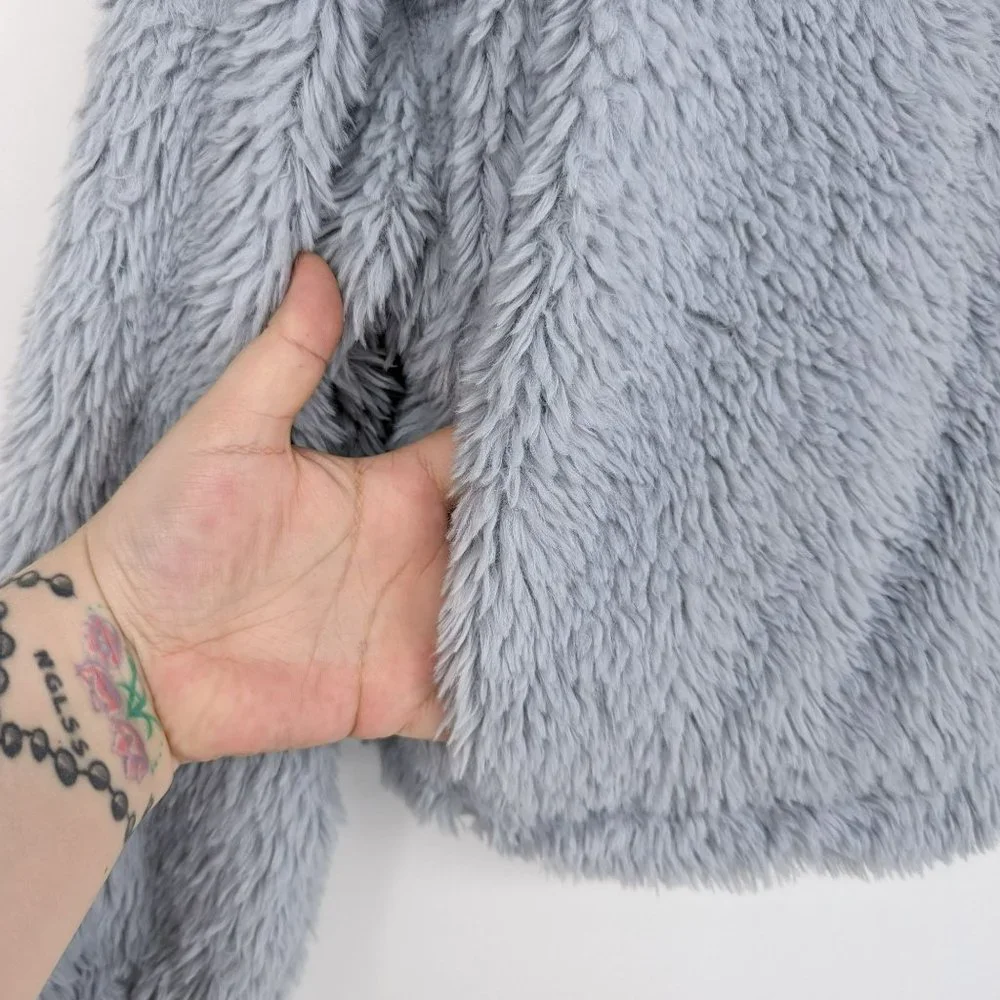 BDG Urban Outfitters Hoodie M Blue Sherpa Cropped Teddy Jacket Full Zip Cozy